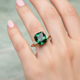 Bague carrée élégante avec émeraude | Or