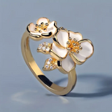 Bague avec fleur blanche | Or