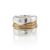 Bague avec fils d'or | Or blanc