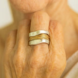 Bague avec fils d'or | Or blanc