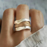 Bague avec fils d'or | Or blanc