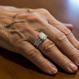 Bague rétro avec des couches brillantes | Or blanc