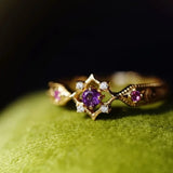 Bague géométrique rétro ajustable avec des cristaux d'améthyste violets | Or