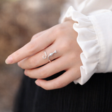 Bague réglable avec des chatons | Or blanc