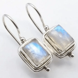 Boucles d'oreilles « Artemis » avec pierres de lune | Or blanc