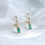 Boucles d'oreilles élégantes Louisa avec émeraude | Or