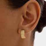 Boucles d'oreilles ligne classique | Or