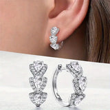 Boucles d'oreilles à rayures avec cristal brillant | Or