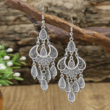 Boucles d'oreilles antique avec pendentif | Or blanc