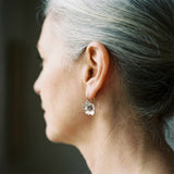 Boucles d'oreilles rétro et or avec des fleurs | Or blanc