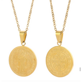 Collier avec pendentif ronde en forme de O | Or