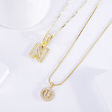 Collier avec lettre initiale en pavé | Or