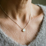 Collier classique avec pendentif unique | Or blanc