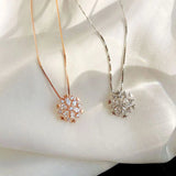 Collier en cristal avec neige brillante | Or rose