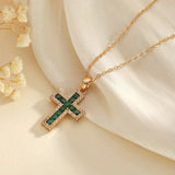 Collier avec croix en émeraude | Or