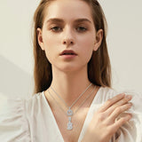 Collier initial en pavé | Or blanc