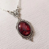 Collier rétro avec pendentif et quartz rouge | Or blanc