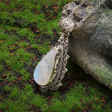 Collier rétro avec pendentif en pierre de lune | Or