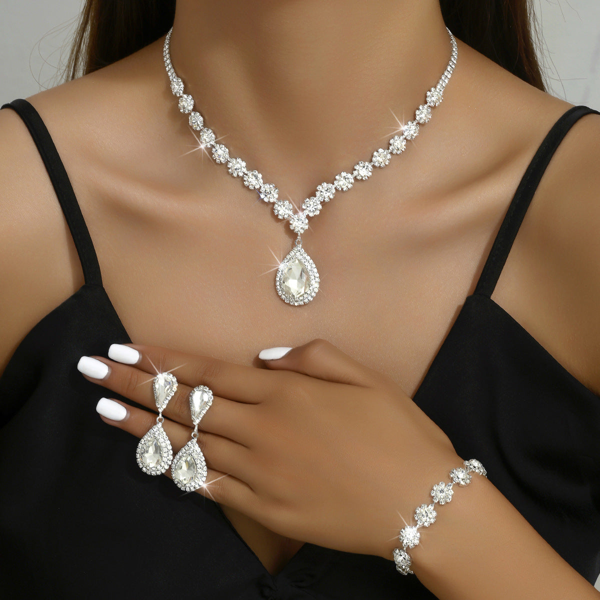 Ensemble complet de trois bijoux pour mariées | Or