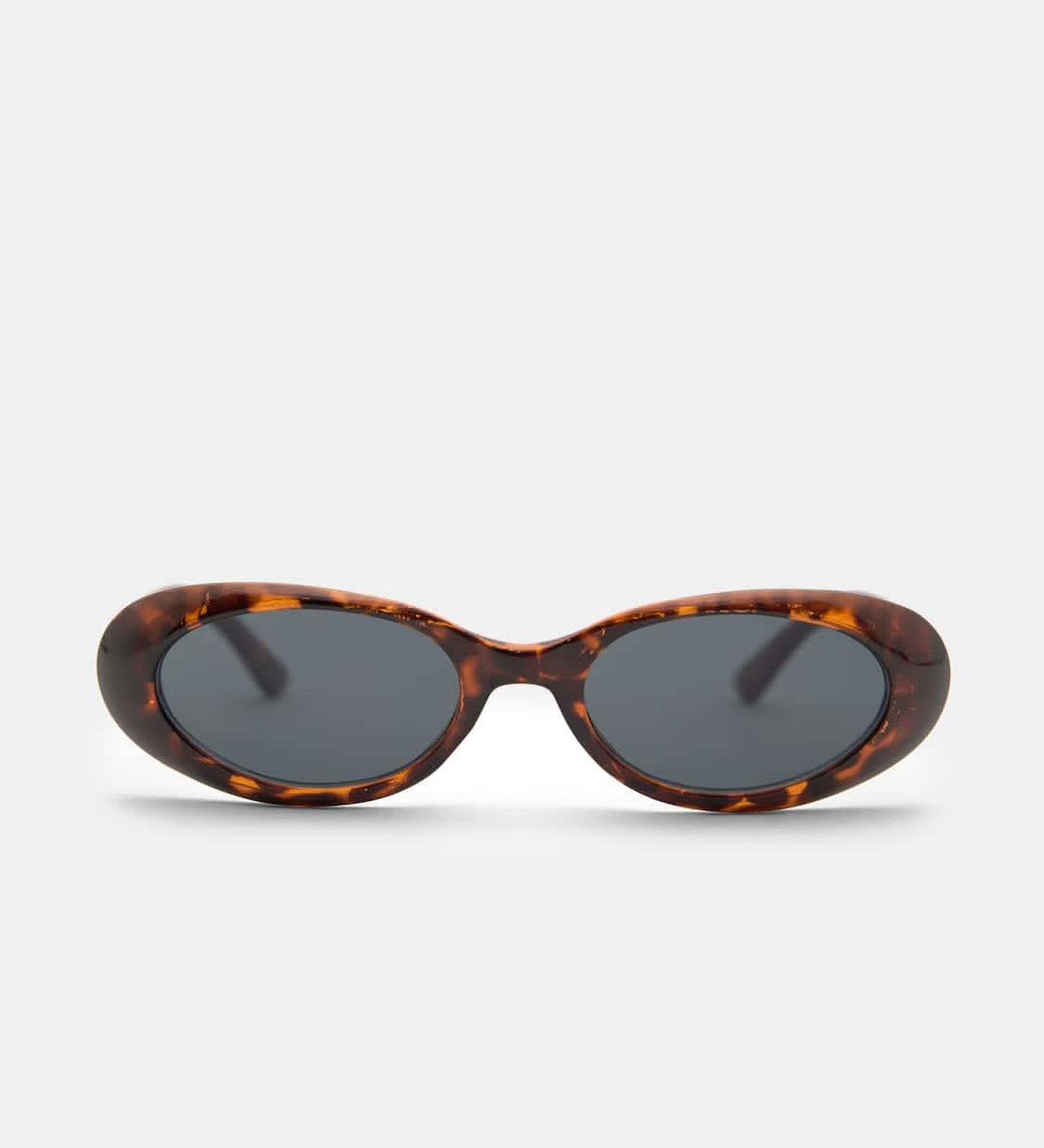 Lunettes de soleil élégantes au design rétro